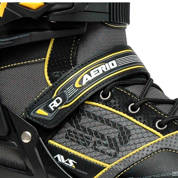 Roller Skates - Picture 2 of 4